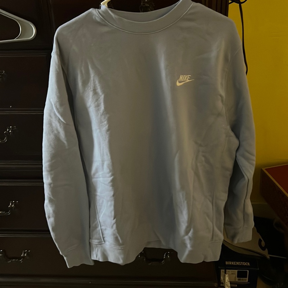 Nike sweater light blue size large hardly ever worn